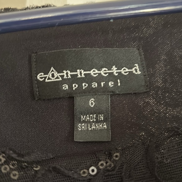 Connected Elegant Black Dress - Picture 6 of 6